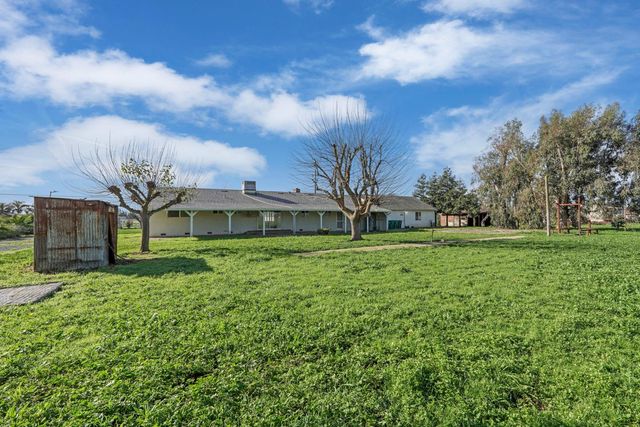 13393 E Jahant Rd, Acampo, CA 95220