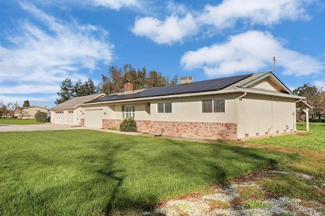 13393 E Jahant Rd, Acampo, CA 95220