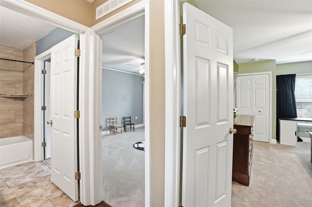 467 GRANITE CIRCLE, Chuluota, FL 32766