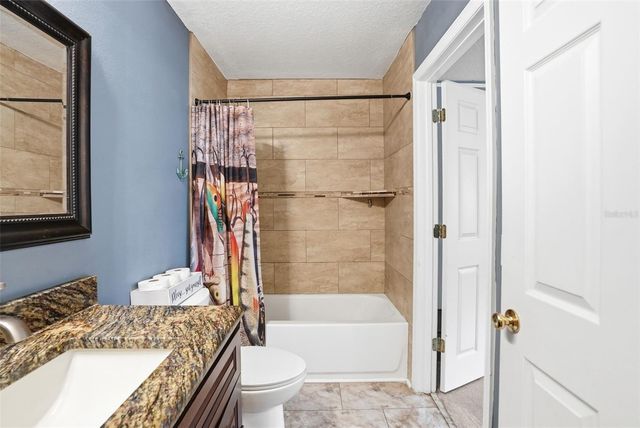 467 GRANITE CIRCLE, Chuluota, FL 32766