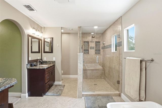 467 GRANITE CIRCLE, Chuluota, FL 32766