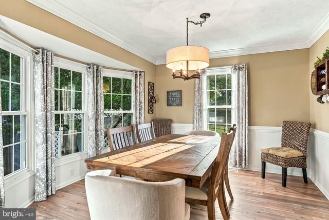 7 SWEETGUM CT, Marlton, NJ 08053
