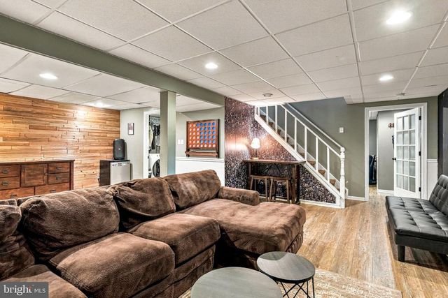 7 SWEETGUM CT, Marlton, NJ 08053