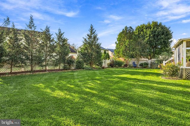 7 SWEETGUM CT, Marlton, NJ 08053
