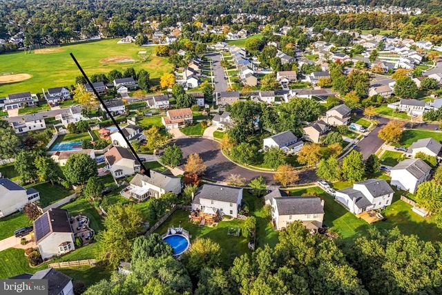 7 SWEETGUM CT, Marlton, NJ 08053