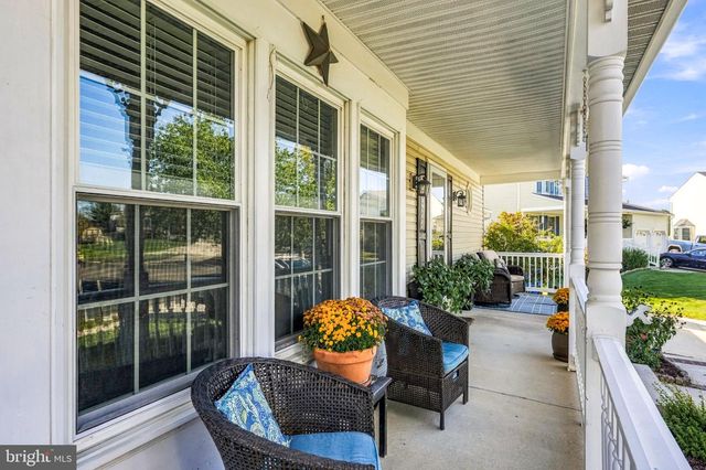7 SWEETGUM CT, Marlton, NJ 08053