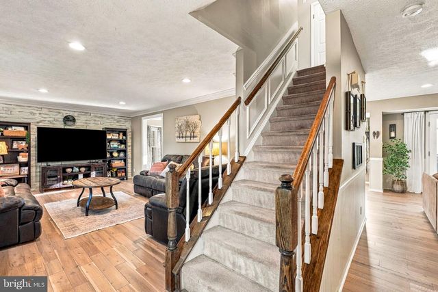 7 SWEETGUM CT, Marlton, NJ 08053