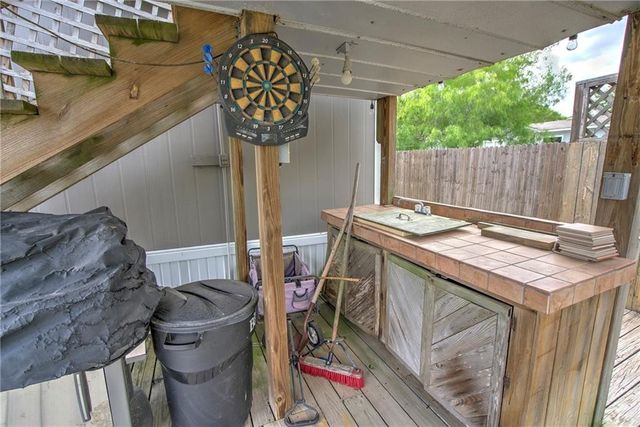 114 Ranger Dr, Sandia, TX 78383