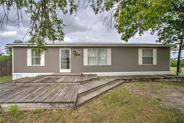 114 Ranger Dr, Sandia, TX 78383