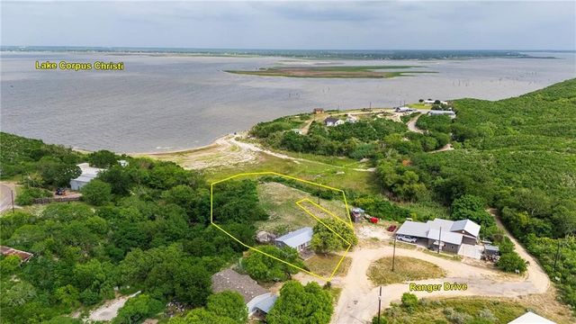114 Ranger Dr, Sandia, TX 78383