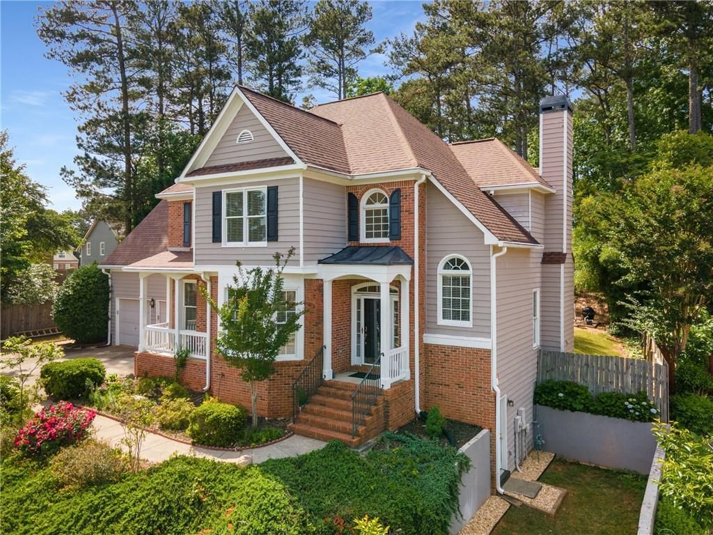 825 Yosemite Drive, Suwanee, GA 30024