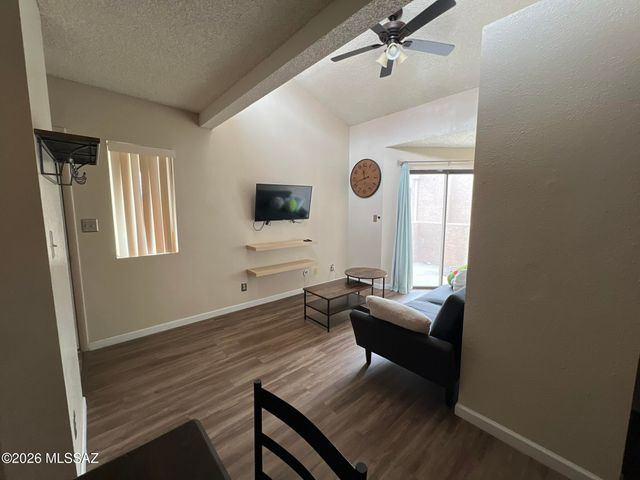 1745 E Glenn St Apt 228, Tucson, AZ 85719