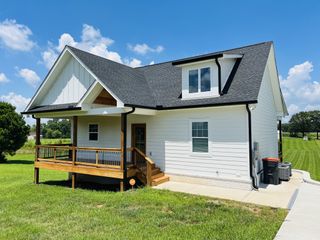 125 E Carter Rd, Portland, TN 37148