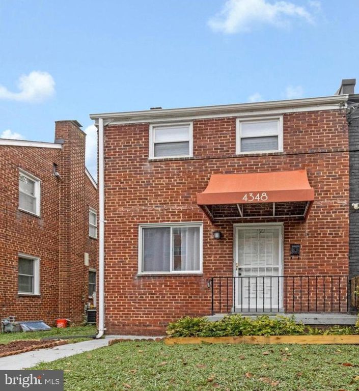 4348 D ST SE, Washington, DC 20019
