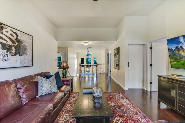 5217 China Garden DR, Austin, TX 78730