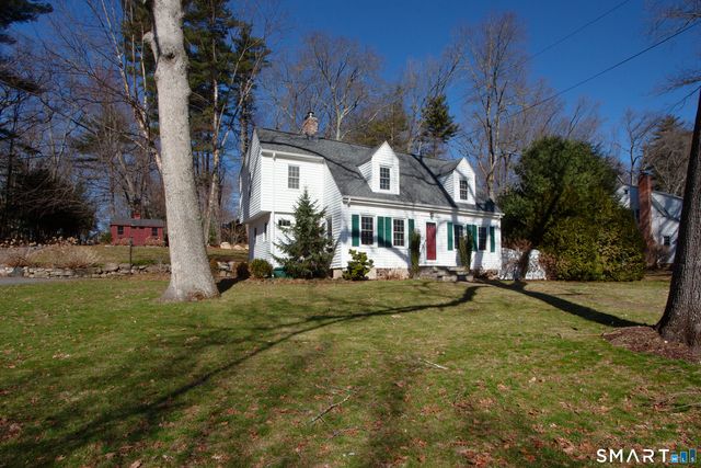 72 Dyer Avenue, Canton, CT 06019