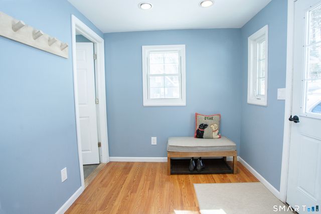 72 Dyer Avenue, Canton, CT 06019