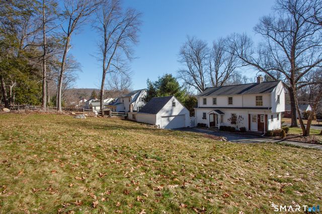 72 Dyer Avenue, Canton, CT 06019