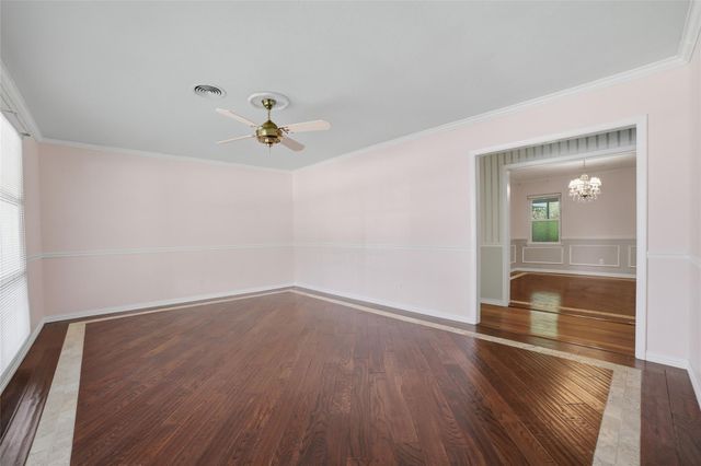 10402 Shadow Wood Drive, Houston, TX 77043