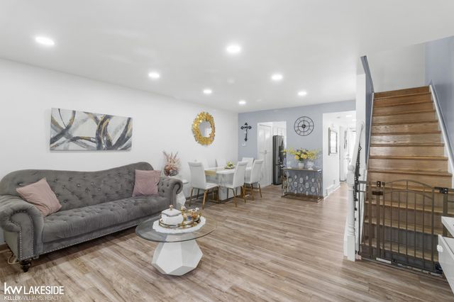 28372 Universal Drive, Warren, MI 48092