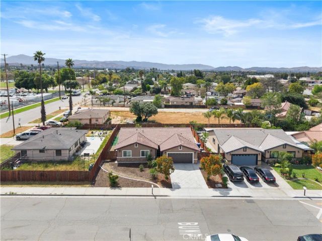 3118 Mendoza, Riverside, CA 92504