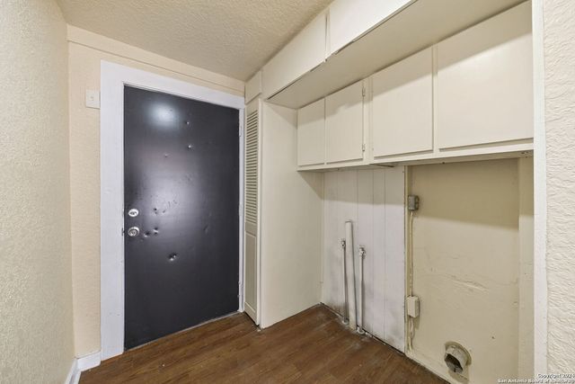 840 CULEBRA RD, San Antonio, TX 78201