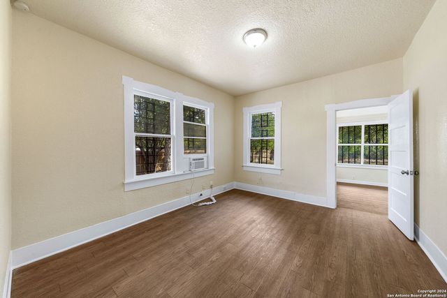 840 CULEBRA RD, San Antonio, TX 78201