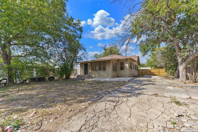 840 CULEBRA RD, San Antonio, TX 78201