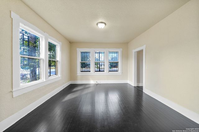 840 CULEBRA RD, San Antonio, TX 78201