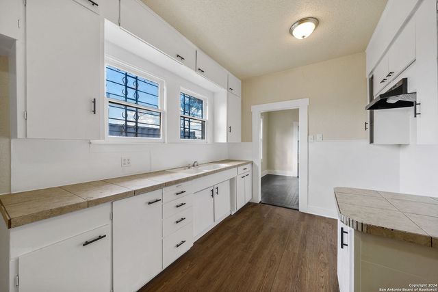 840 CULEBRA RD, San Antonio, TX 78201