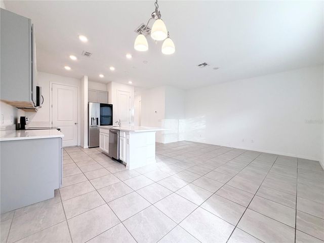 1542 DISCOVERY STREET, Davenport, FL 33896