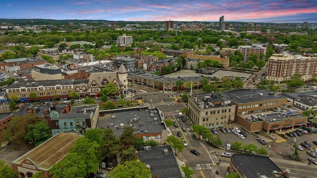 125 Park St 4, Brookline, MA 02446