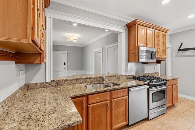 125 Park St 4, Brookline, MA 02446