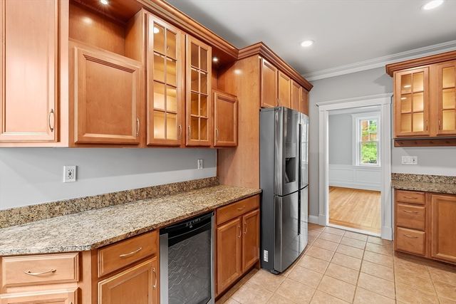 125 Park St 4, Brookline, MA 02446