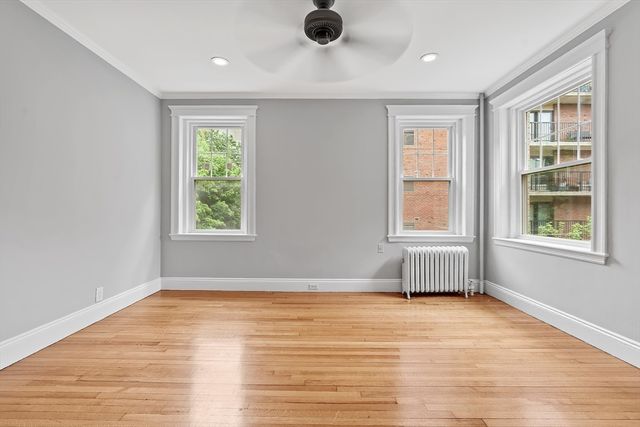 125 Park St 4, Brookline, MA 02446