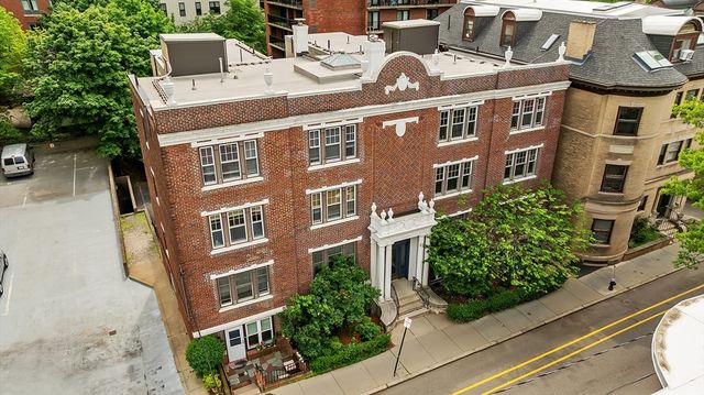 125 Park St 4, Brookline, MA 02446