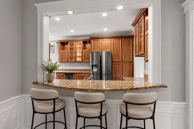 125 Park St 4, Brookline, MA 02446