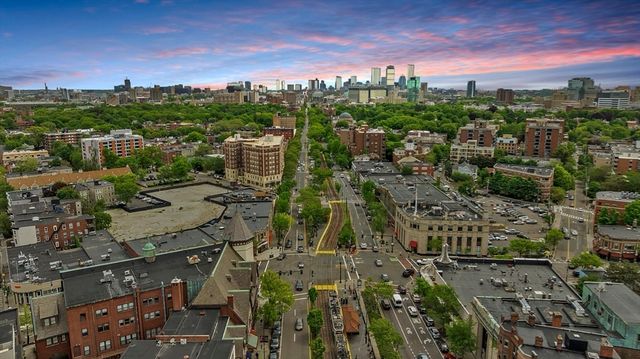125 Park St 4, Brookline, MA 02446