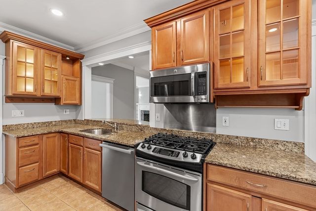 125 Park St 4, Brookline, MA 02446