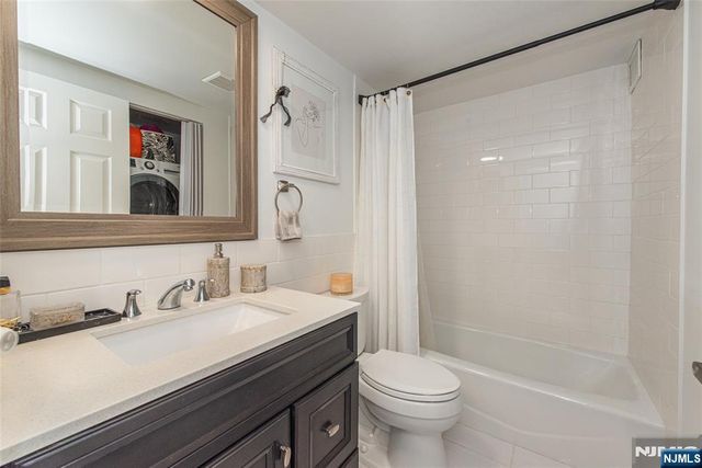 300 Main Street 211, Little Falls, NJ 07424