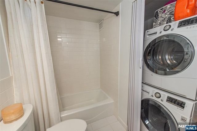 300 Main Street 211, Little Falls, NJ 07424