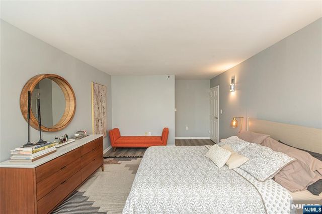 300 Main Street 211, Little Falls, NJ 07424