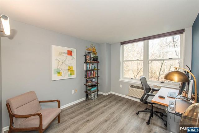 300 Main Street 211, Little Falls, NJ 07424