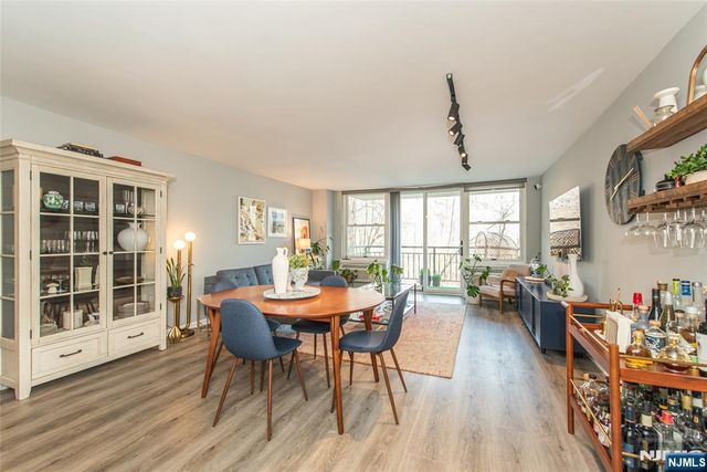 300 Main Street 211, Little Falls, NJ 07424