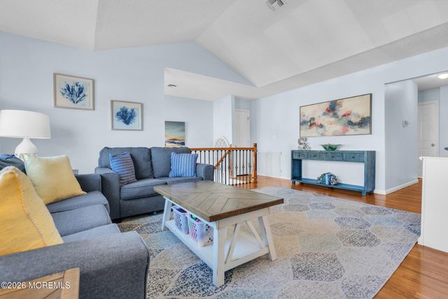 20 Lagoon Drive W, Toms River, NJ 08753