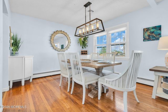 20 Lagoon Drive W, Toms River, NJ 08753