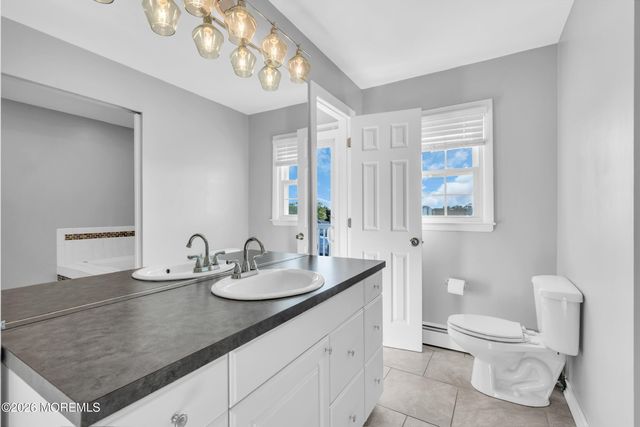 20 Lagoon Drive W, Toms River, NJ 08753