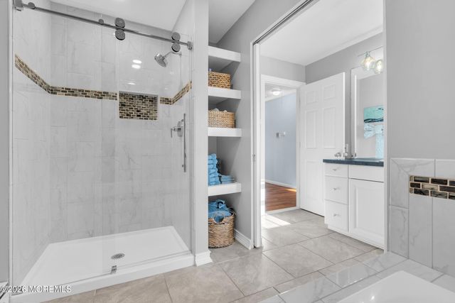 20 Lagoon Drive W, Toms River, NJ 08753