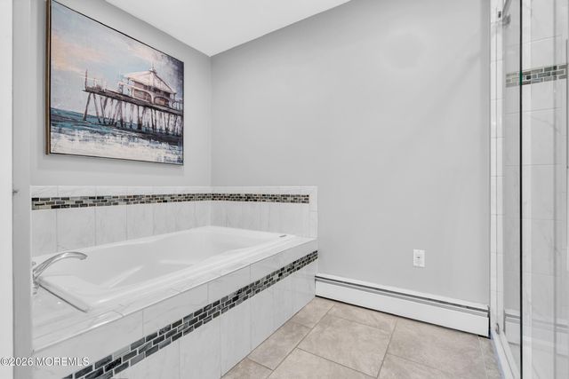 20 Lagoon Drive W, Toms River, NJ 08753