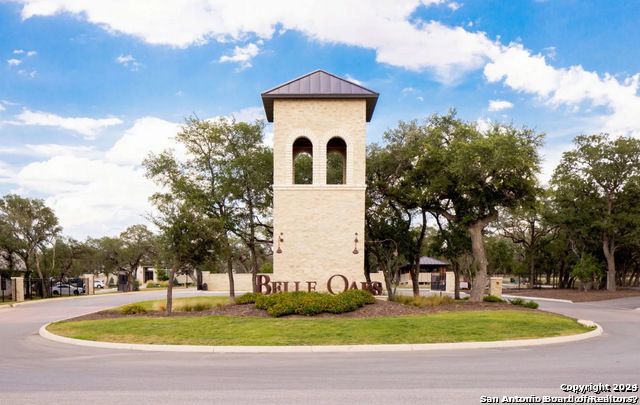 950 BELLE OAKS BLVD, Bulverde, TX 78163